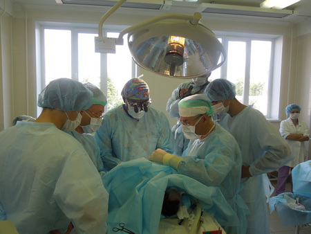 Впервые в Ульяновской области провели операцию ребенку с применением телескопической металлоконструкции